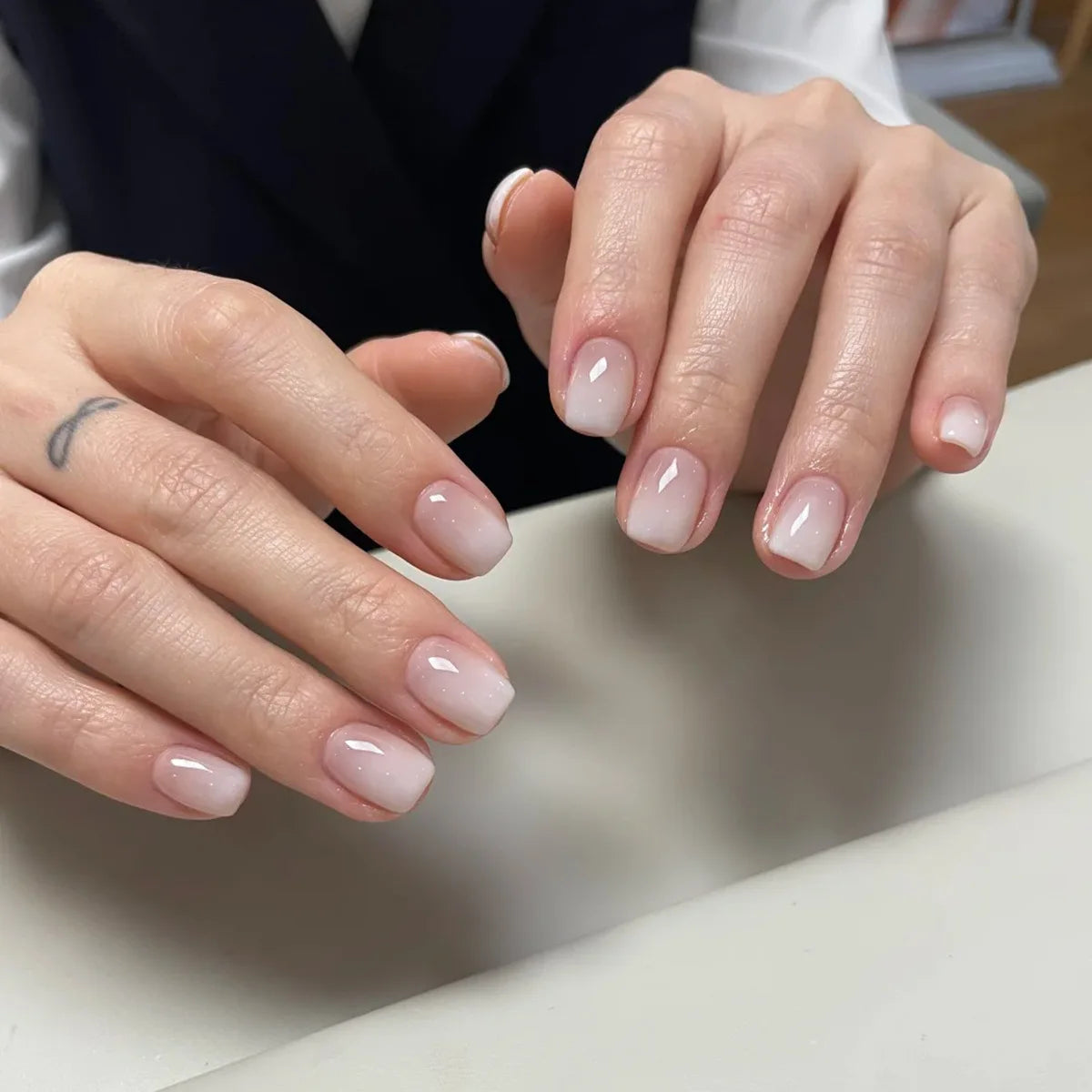 24pc Short Ballet Press on Nails