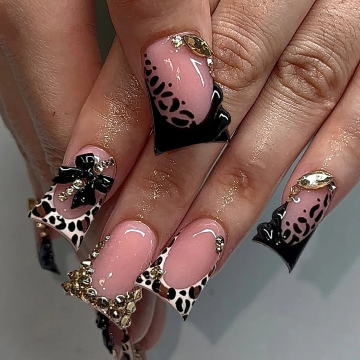 24pcs Press On Nails Variety of Styles