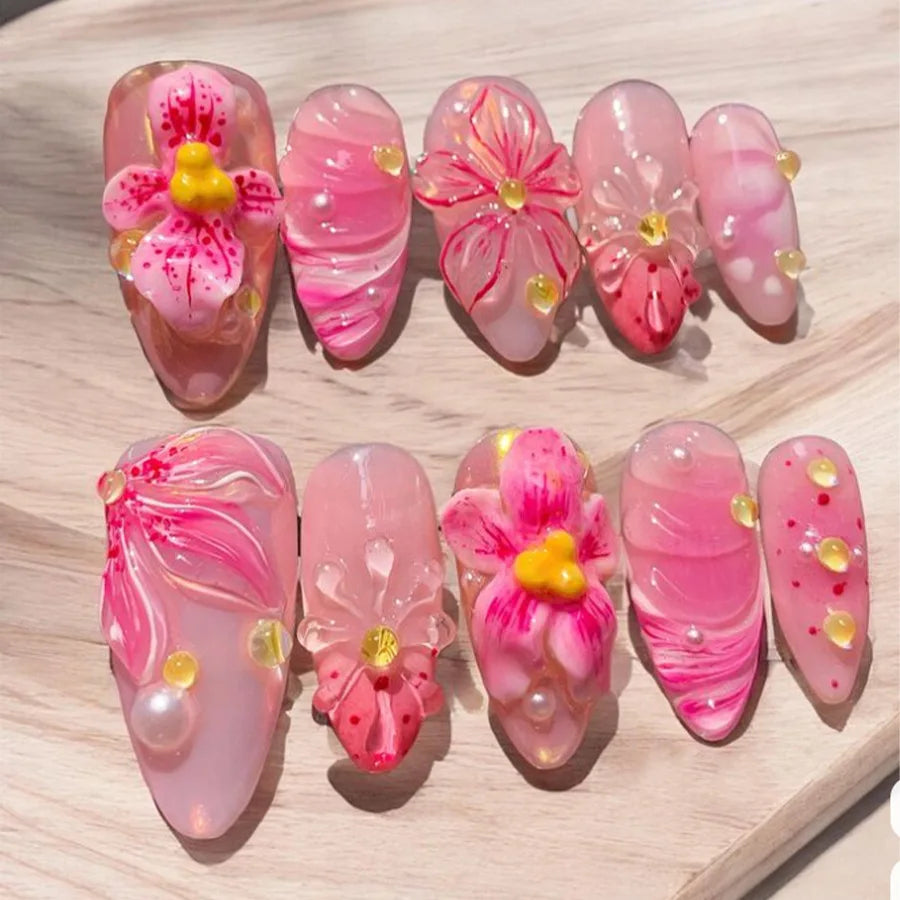 24Pcs Mid-length Gilded Almond Nails Set Press on Nails