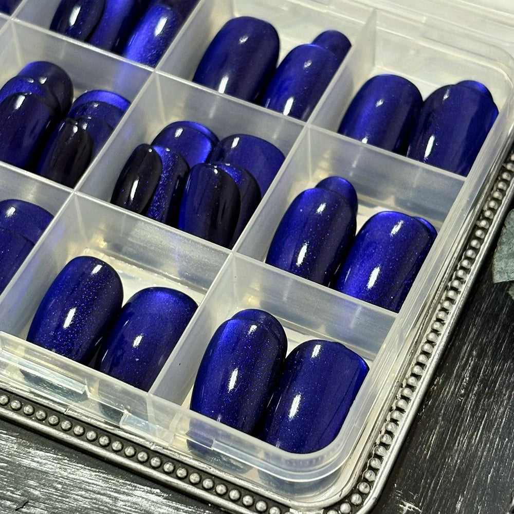 30/144Pcs Glossy Dark Blue Cat Eye Press On Nails