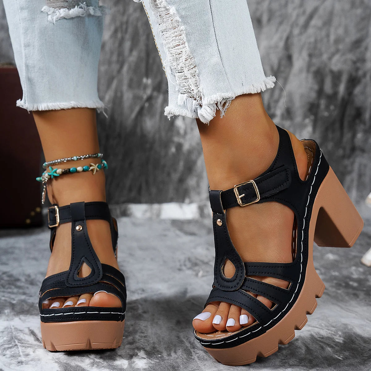 Ethnic Style Roman Car Line Sandals