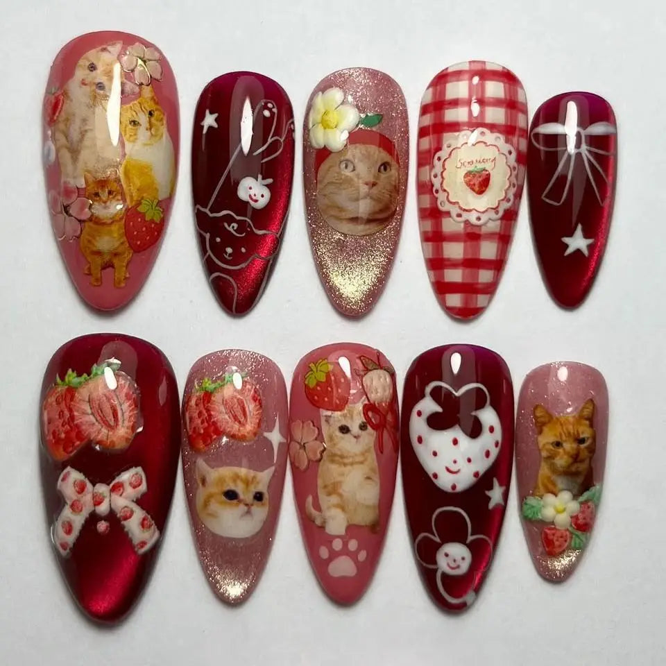 24pcs Strawberry Cat's Eye Press On Nails