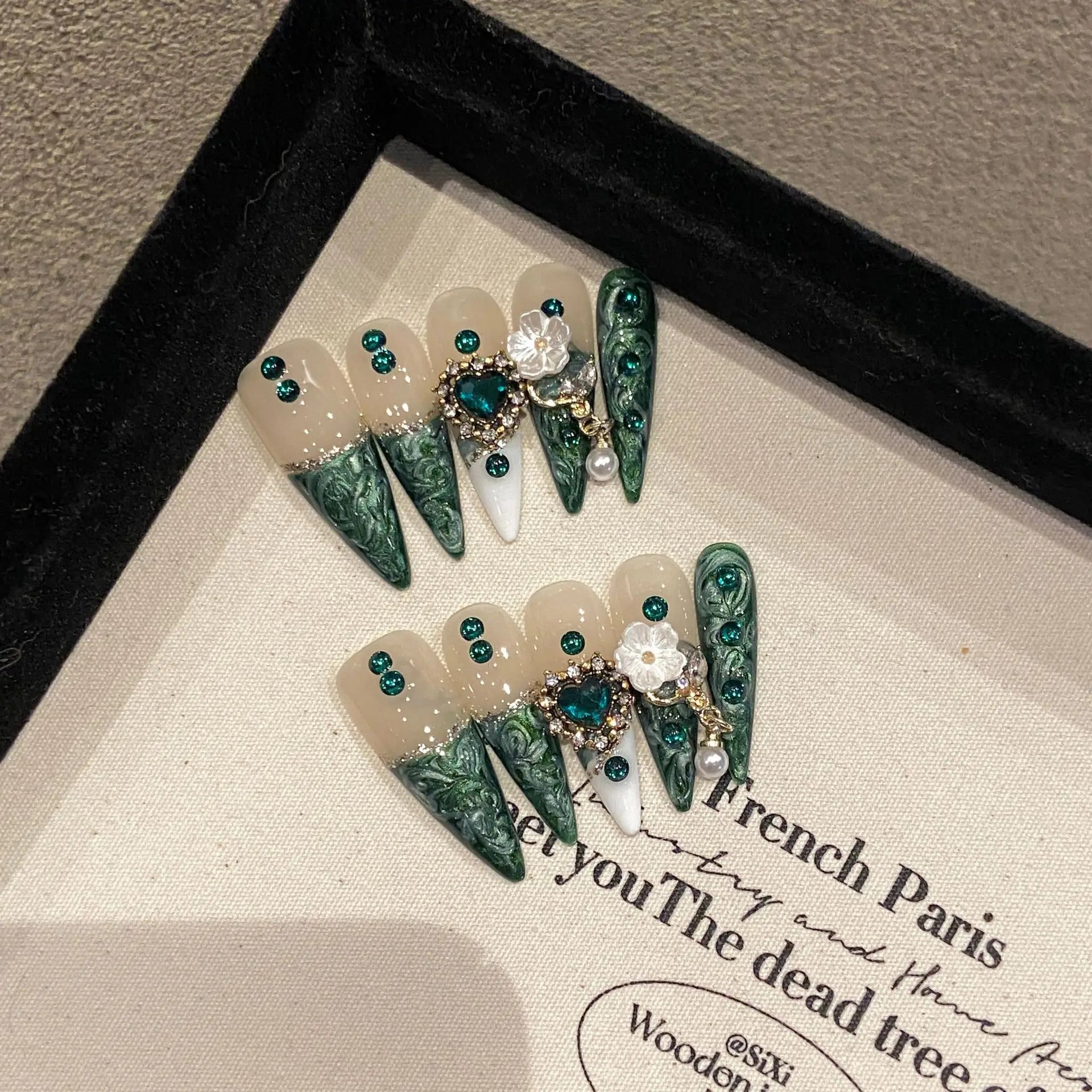 Long Stiletto Press on Fake Nails