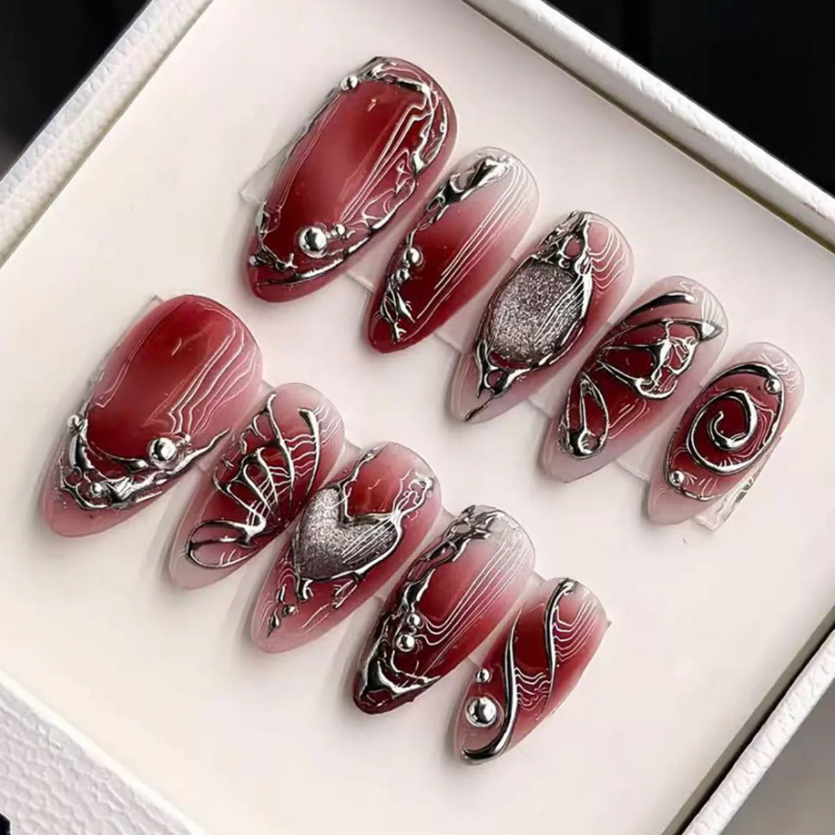 24Pcs Mid-length Gilded Almond Nails Set Press on Nails