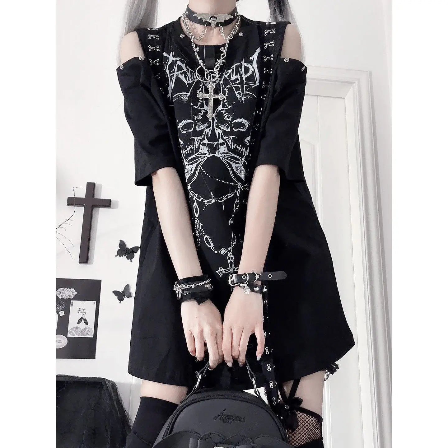 Gothic Short Sleeved Off Shoulder T-shirt