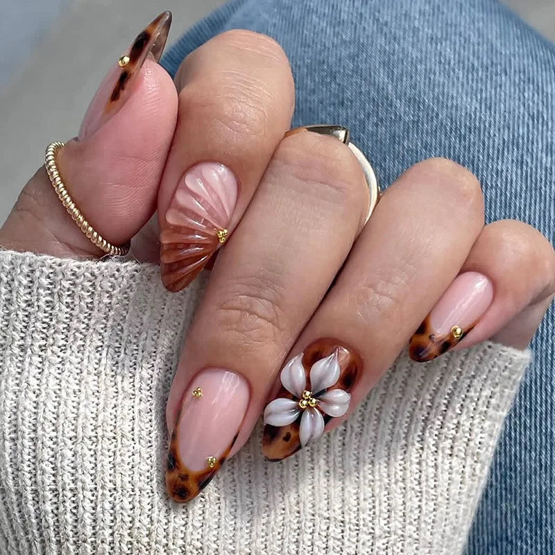 24Pcs Mid-length Gilded Almond Nails Set Press on Nails