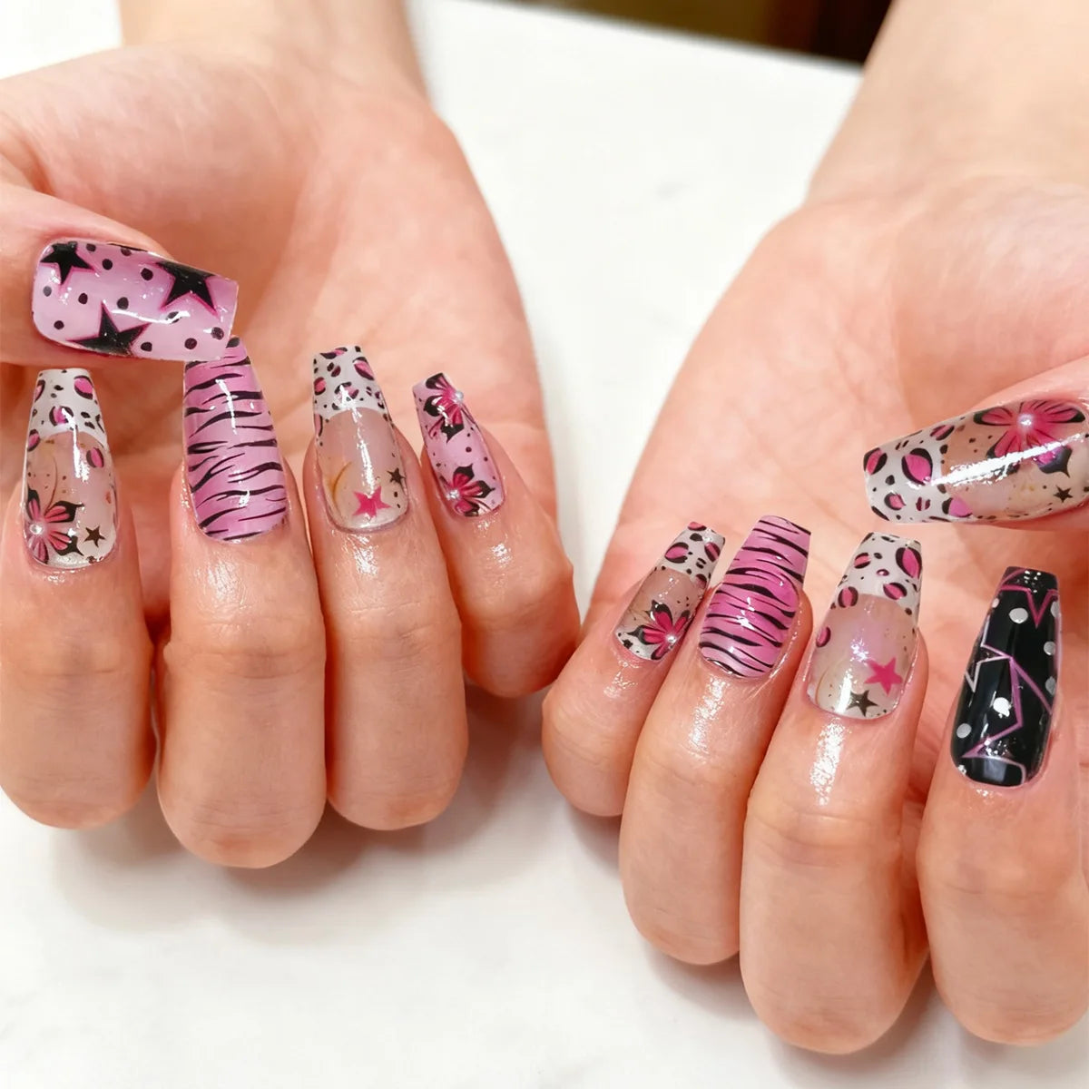 24PCS Medium Square Press on Nails